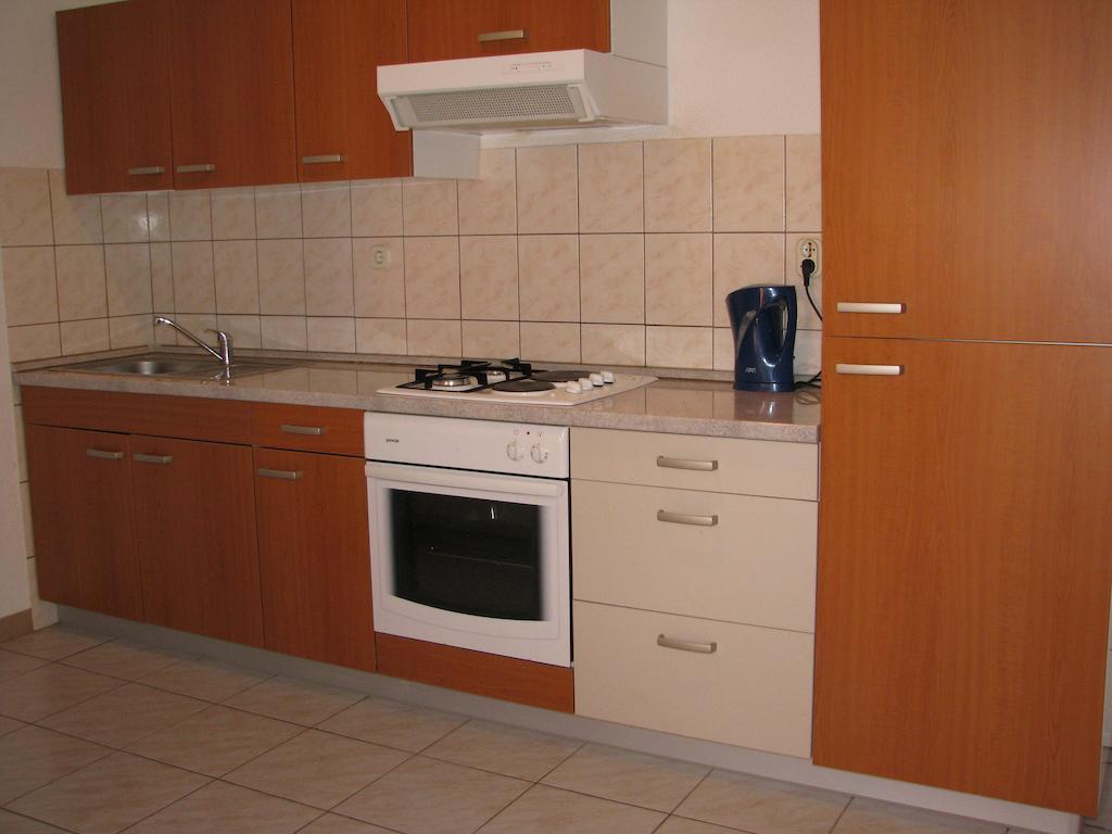 Apartments Jerica Bol Szoba fotó